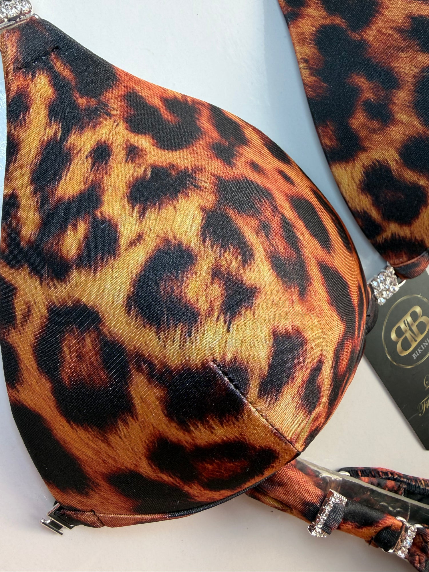 Leopard Posing Bikini - C cup