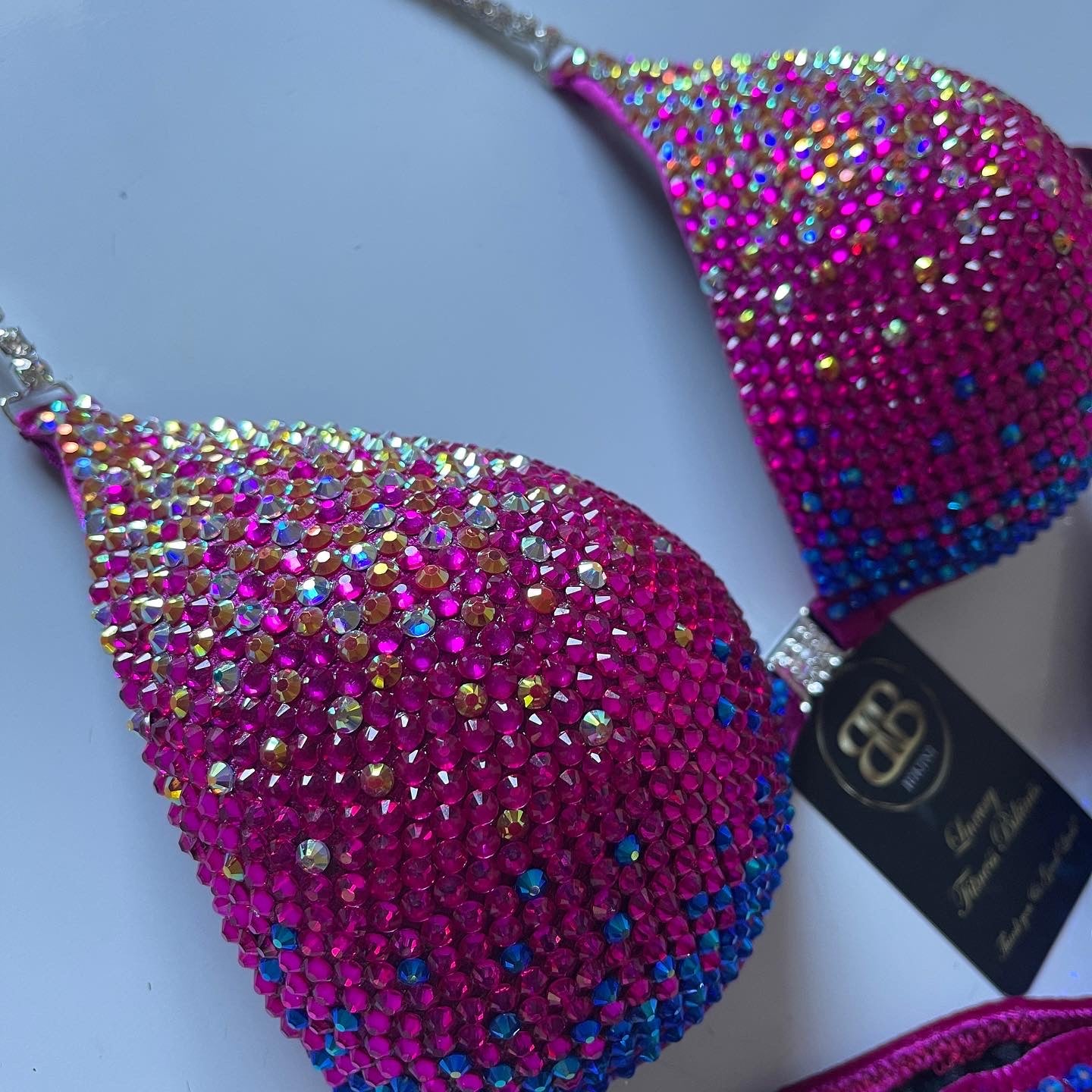 Triangle ( NPC) competition bikini