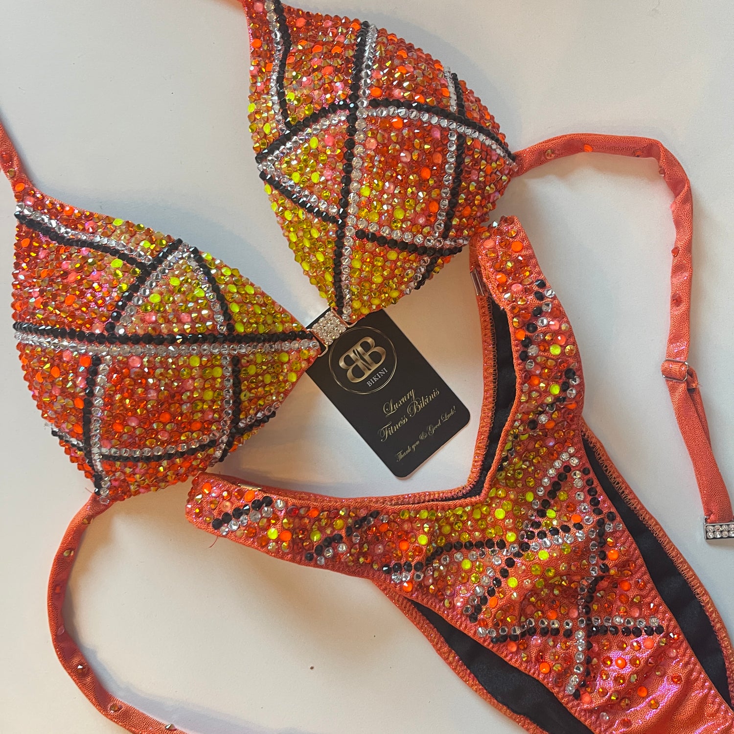 Figure , bodyfitness, crossed back competition suit